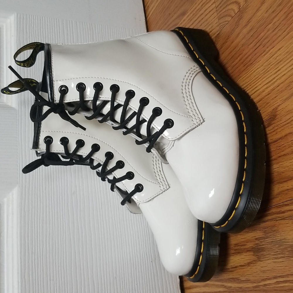 Dr Martens 1460W White Patent boots